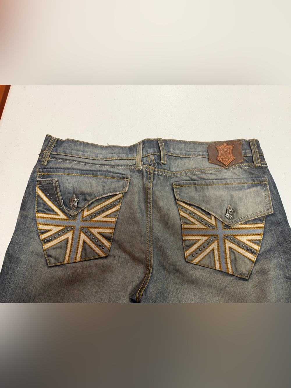 Monarchy Collection Y2K Union Jack Bootcut Jeans S38 Embroidered Studded
B335